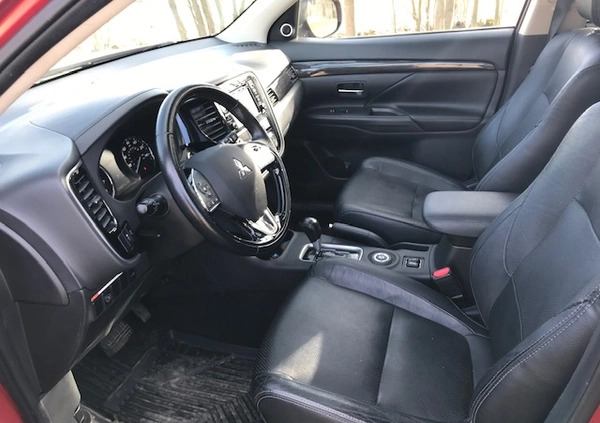 Mitsubishi Outlander cena 82000 przebieg: 78000, rok produkcji 2016 z Góra małe 254